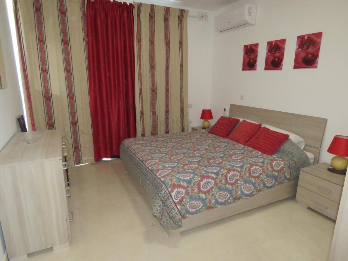 Aquamarine Sea Front Apartments - First Floor Marsaskala Exterior photo